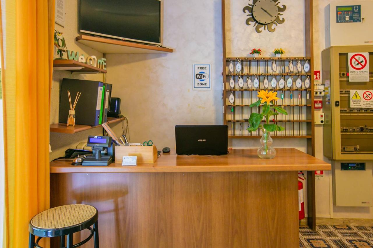 玛拉酒店 里米尼 外观 照片